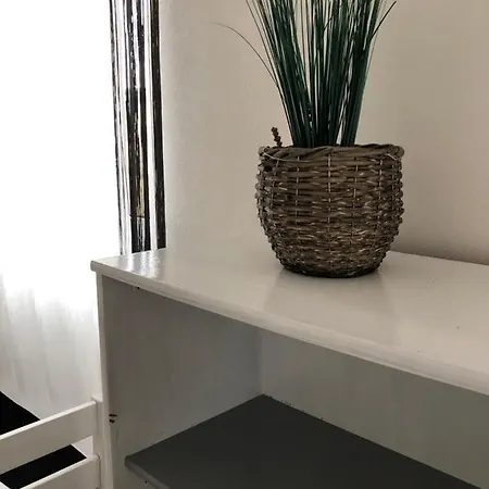 Lägenhet Mija Apartman S Vinnym Sklipkem, Zahradou A Grilem *