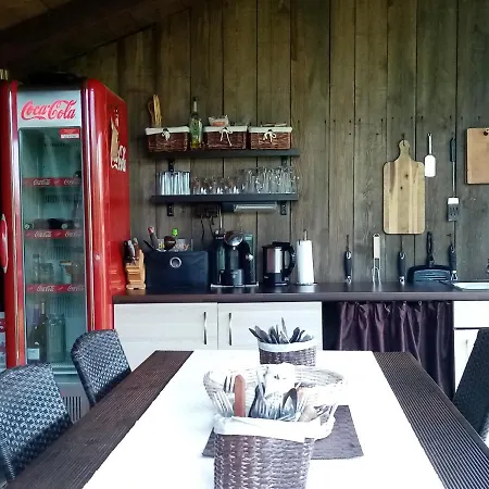 Mija Apartman S Vinnym Sklipkem, Zahradou A Grilem Lägenhet *