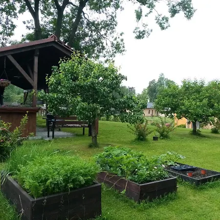 Mija Apartman S Vinnym Sklipkem, Zahradou A Grilem Kajov